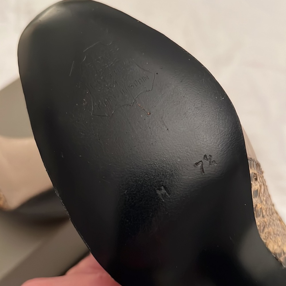 Heels Pumps - image 5